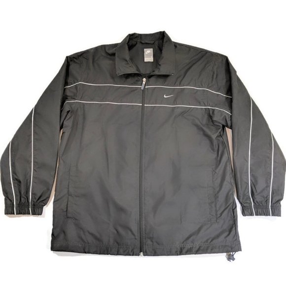 black nike jacket windbreaker